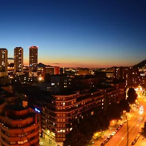 Superviews, Parking 24h Vigilado Incluido Y Netflix En Independiente Con Bano Privado En Particular, Francais&english , Bilbao Spagna