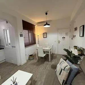 https://santelmo16.hotelsinnerja.org