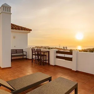 Penthouse Sea View - Valle Golf Apartment Estepona