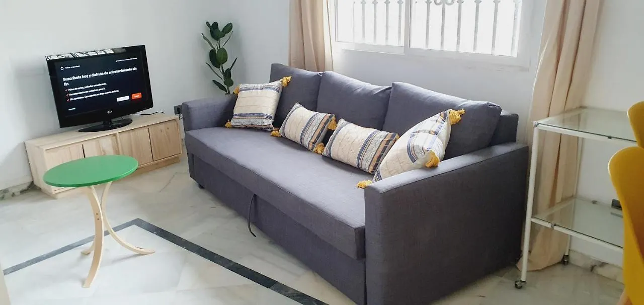 Apartamentos La Libertad Estepona
